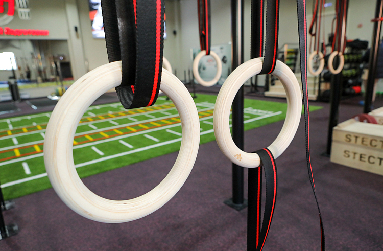 Спорткомплекс для реабилитации участников СВО создадут в Приморье, сообщает  www.primorsky.ru.