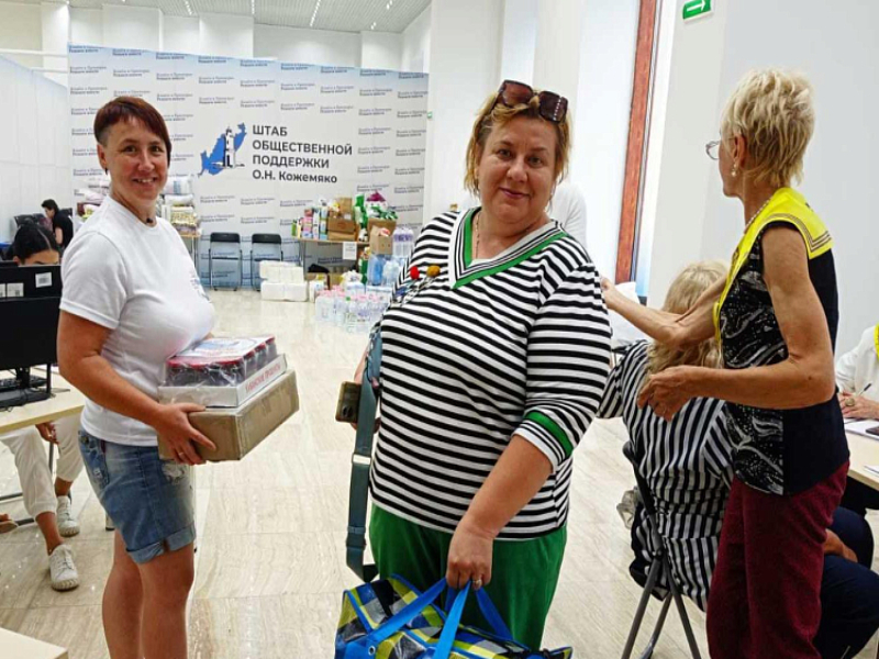 Приморские общественники собирают продукты питания, одежду и школьные принадлежности пострадавшим от паводков.