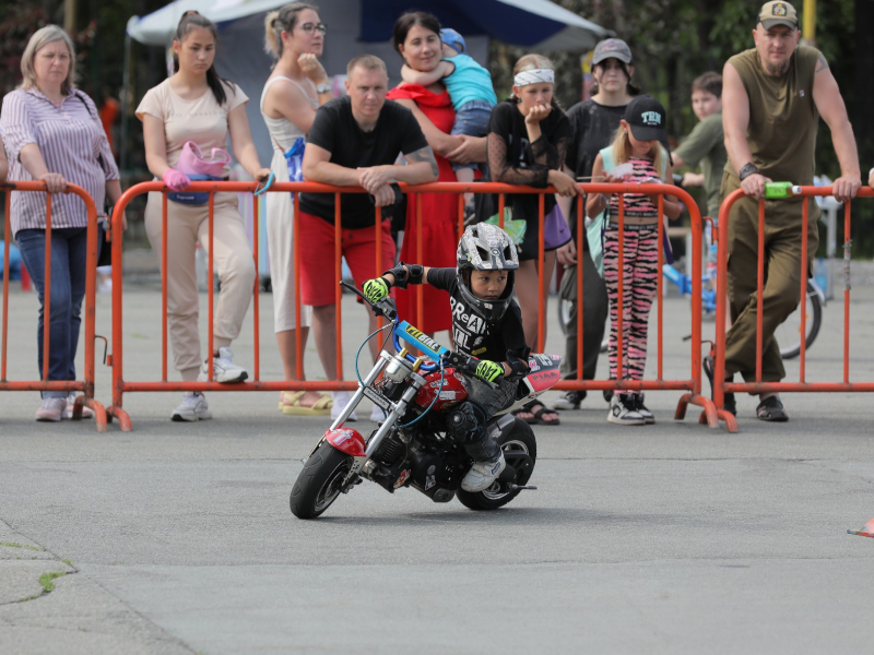 Показательные выступления GYMKHANAKIDS стартуют в Артеме в День города.