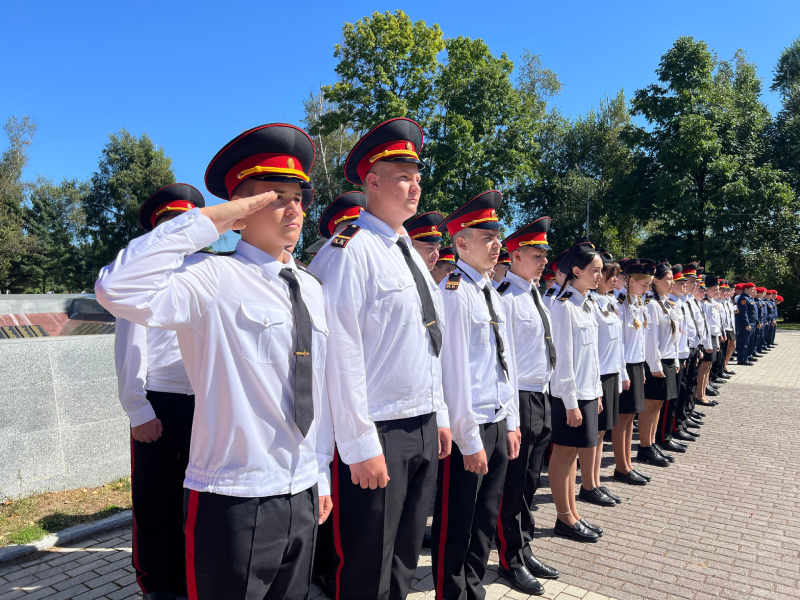 В Артёме возложили цветы в годовщину окончания Второй Мировой войны.