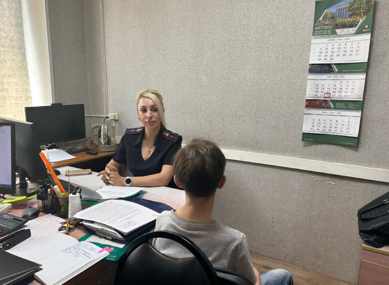 В Артёме инспекторы ПДН установили обстоятельства инцидента на Вечном огне.