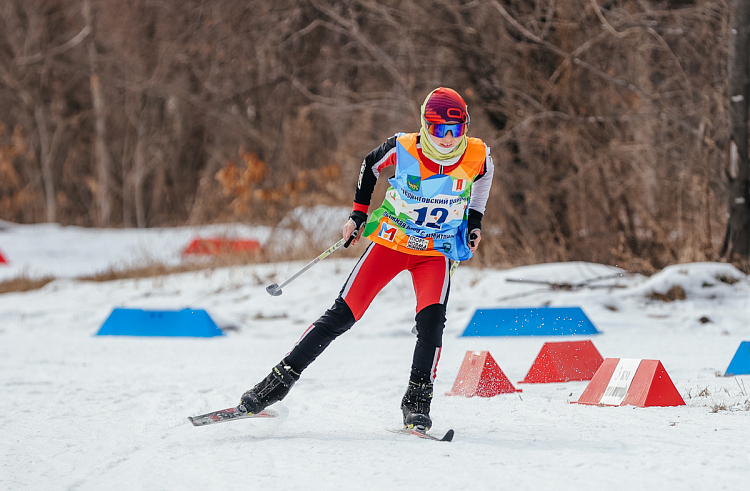 От лыжни до коньков: жителей Приморья приглашают на фестивали зимних активностей и «Весёлые старты», сообщает www.primorsky.ru.