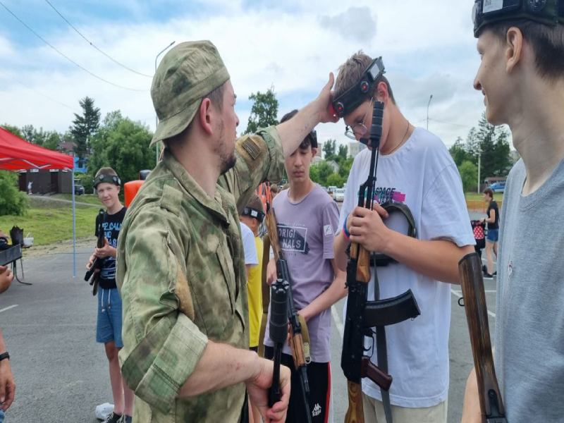 В Артеме развернулась уникальная площадка «Лазертаг».