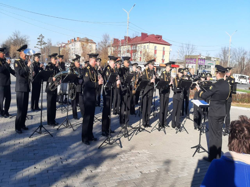 Духовой оркестр Тихоокеанского флота выступил в Артеме.