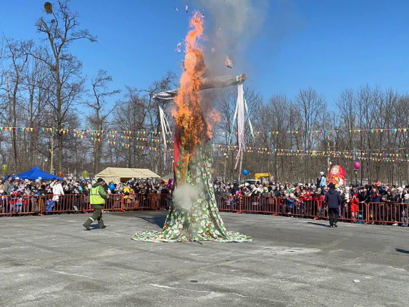 Масленичные гуляния «Сударыня Масленица» начнутся сегодня в 12:00 часов..