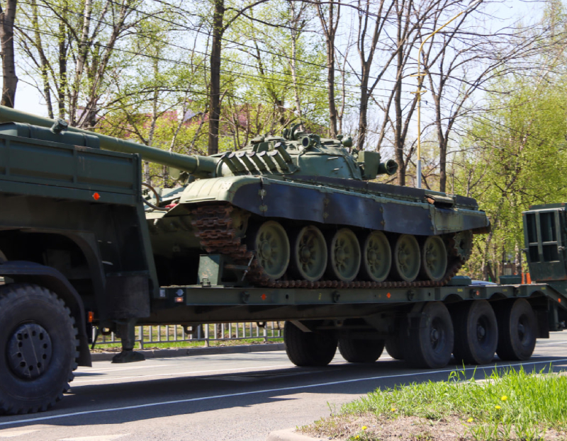 Выставка военной техники будет работать в Артёме в День победы.