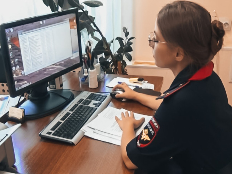 В Артеме полицейские установили обстоятельства инцидента, произошедшего между подростками в учебном учреждении города. В Артеме полицейские установили обстоятельства инцидента, произошедшего между подростками в учебном учреждении города.