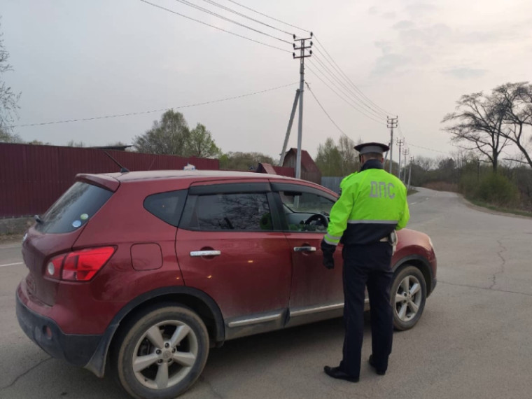 Госавтоинспекция Артема проводит рейдовые мероприятия по выявлению нетрезвых водителей. Госавтоинспекция Артема проводит рейдовые мероприятия по выявлению нетрезвых водителей.