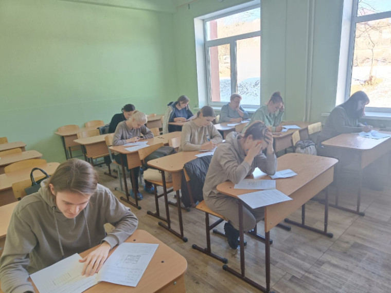 В Артеме начат прием заявок на аккредитацию общественных наблюдателей на ЕГЭ. В Артеме начат прием заявок на аккредитацию общественных наблюдателей на ЕГЭ.