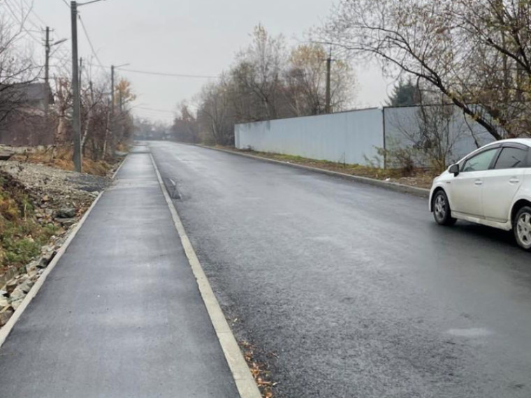 Еще три дороги обновятся в Артеме в этом году. Еще три дороги обновятся в Артеме в этом году.
