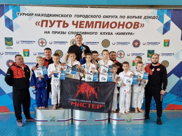 Еще одни спортсмены привезли медали с соревнований по дзюдо. Еще одни спортсмены привезли медали с соревнований по дзюдо.