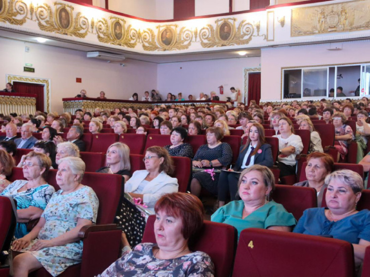 Педагогическая конференция прошла в Артеме. Педагогическая конференция прошла в Артеме.