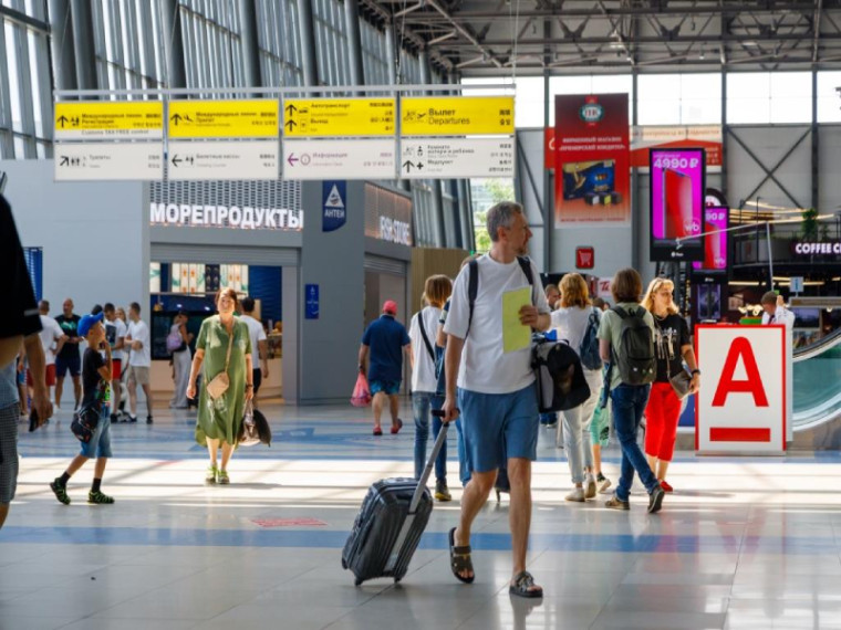 Аэропорт Владивосток увеличил пассажиропоток на 16 % за 8 месяцев 2024 года. Аэропорт Владивосток увеличил пассажиропоток на 16 % за 8 месяцев 2024 года.