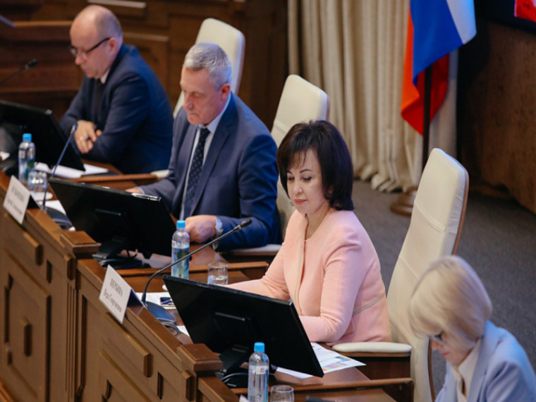 42 миллиарда направят на развитие основного образования в Приморье в 2025 году, сообщает www.primorsky.ru. 42 миллиарда направят на развитие основного образования в Приморье в 2025 году, сообщает www.primorsky.ru.