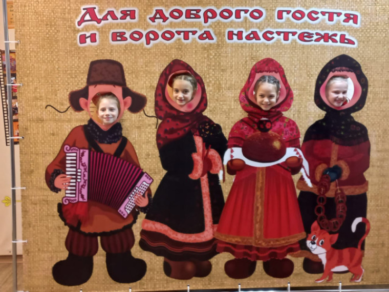 Неделя русской культуры стартовала в библиотеке. Неделя русской культуры стартовала в библиотеке.