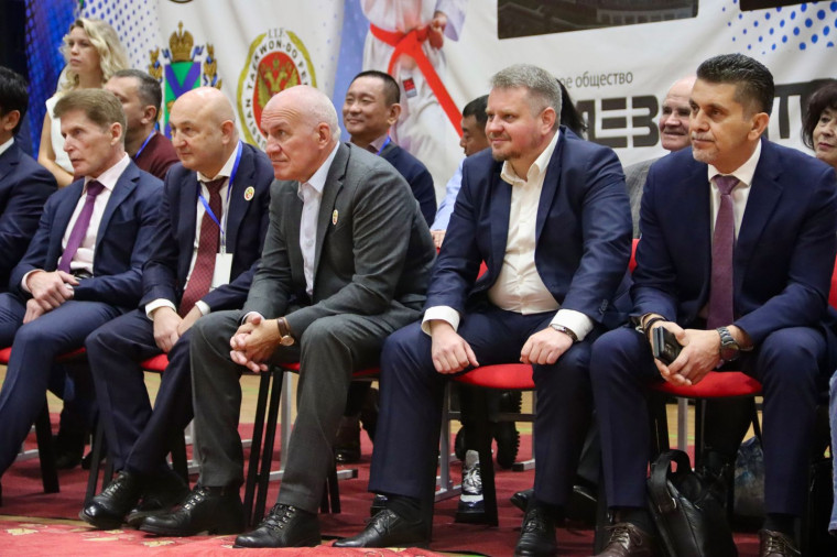 В Артёме проходит Чемпионат и Первенство Приморского края по тхэквондо ИТФ.