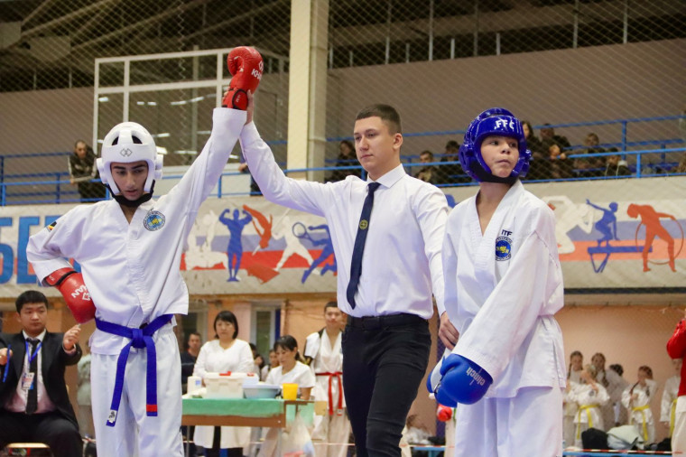 В Артёме проходит Чемпионат и Первенство Приморского края по тхэквондо ИТФ.