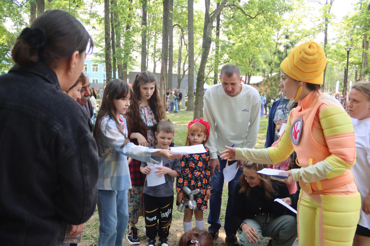 День защиты детей прошел в Артёме ярко и весело.
